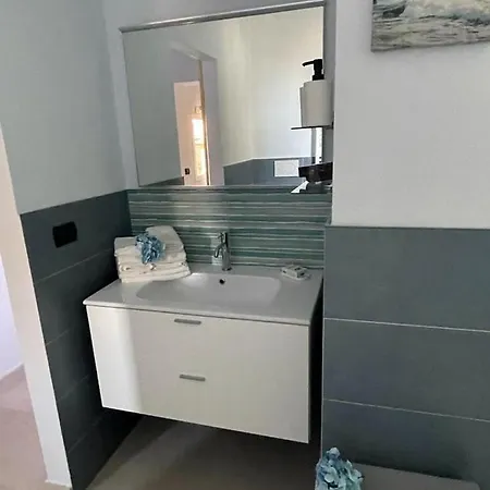 Azzurra House
