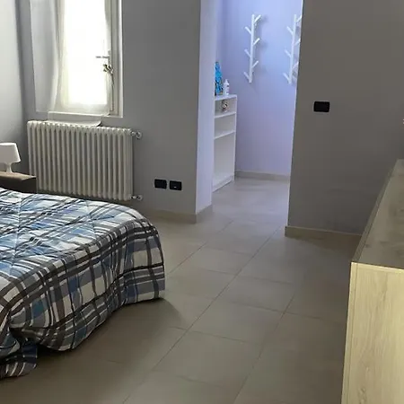 Azzurra House Apartment *